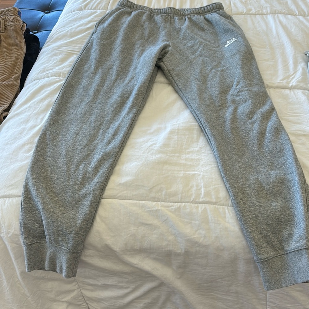 Mens Nike Sportswear Club fleece sweatpants grey Large tall